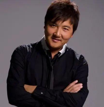 孙楠中途宣布退赛视频,揭秘背后原因与现场瞬间