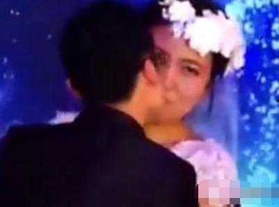 新娘被舌吻视频,新娘婚礼现场遭遇舌吻风波